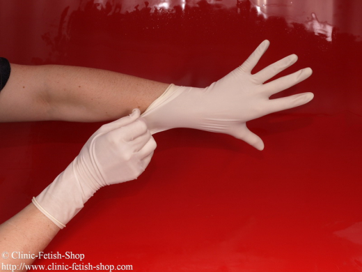 OP gloves, latex powdered easily, sterile, anatomical fit