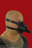 Narkosemaske mit Kopfhalterung