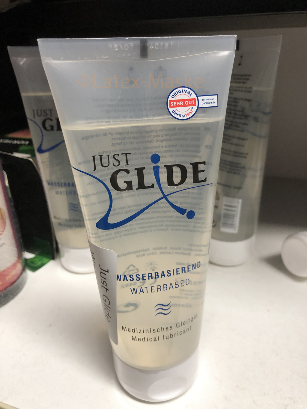 just glide gel LatexMaske